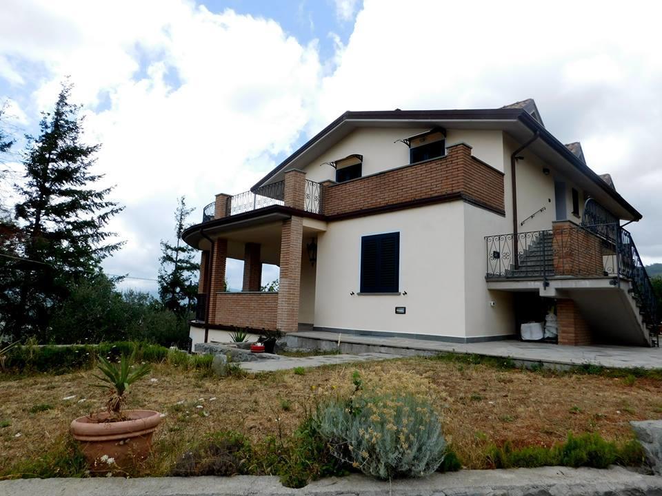 Tra La Costa Apartments Albiano Magra Exterior foto
